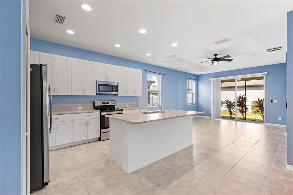 8561 Whispering Street - Photo 3