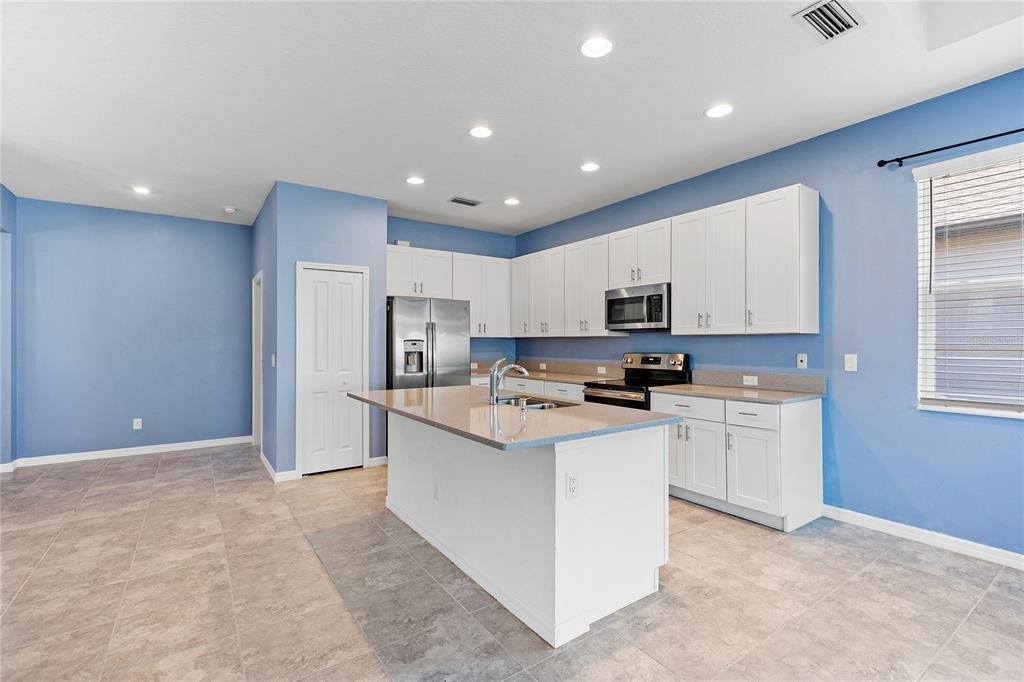 8561 Whispering Street - Photo 5