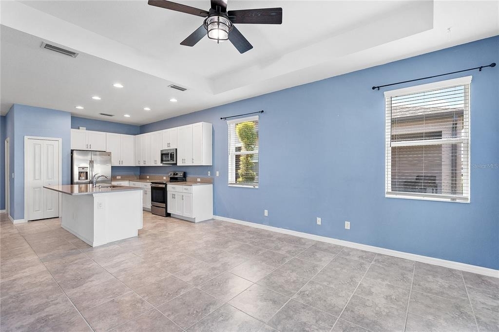 8561 Whispering Street - Photo 16