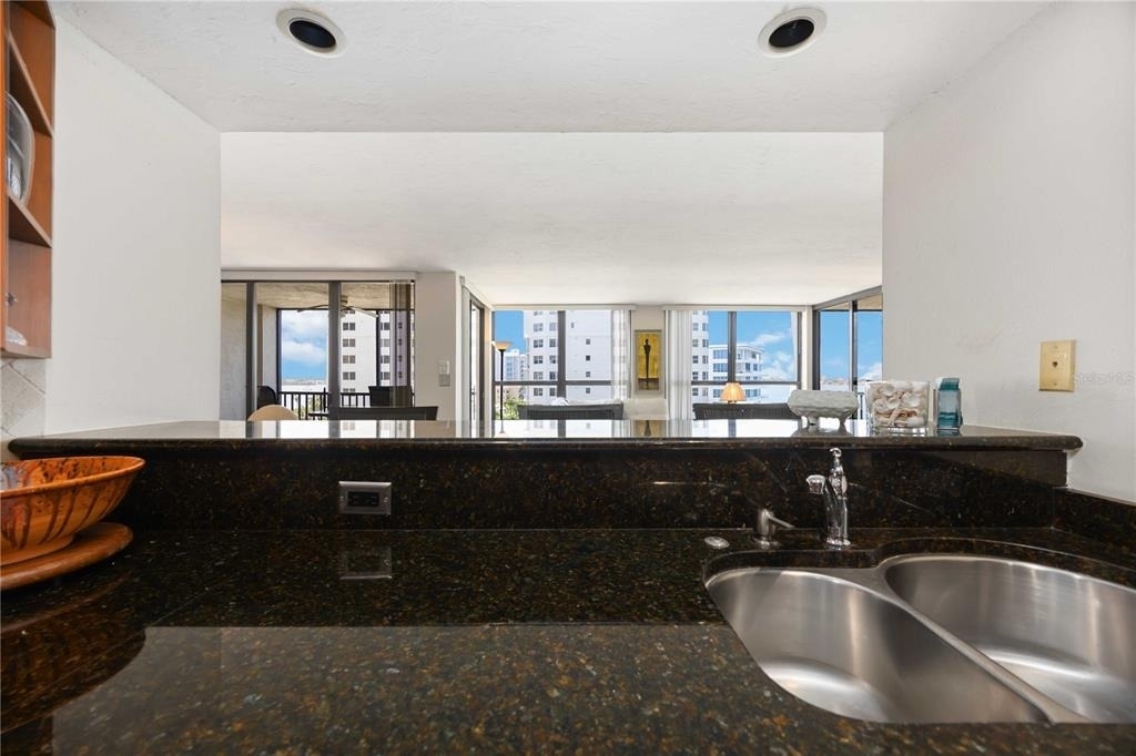 11 Sunset Drive - Photo 16