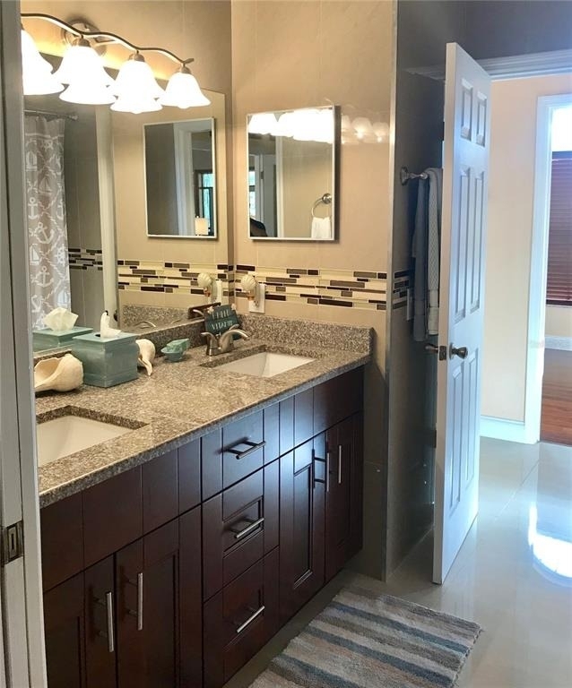 6273 Donnington Court - Photo 4