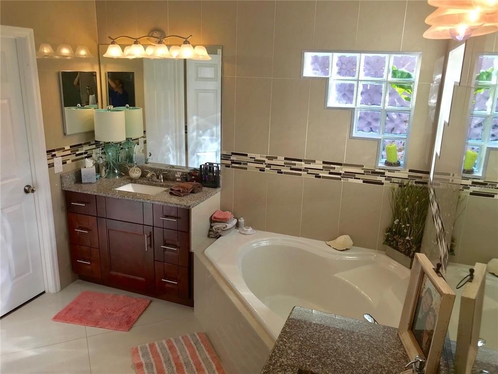 6273 Donnington Court - Photo 8