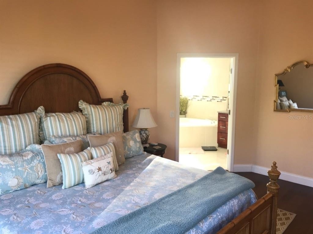 6273 Donnington Court - Photo 18