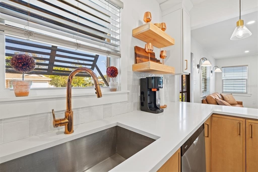 2226 Arlington Street - Photo 15