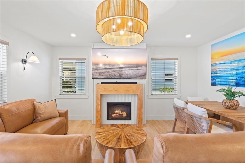 2226 Arlington Street - Photo 4