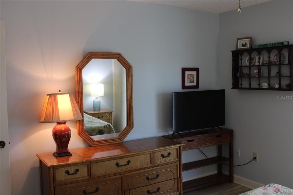 327 108th Street W - Photo 36