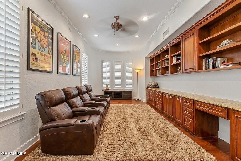 6528 Calle Placido Drive - Photo 5