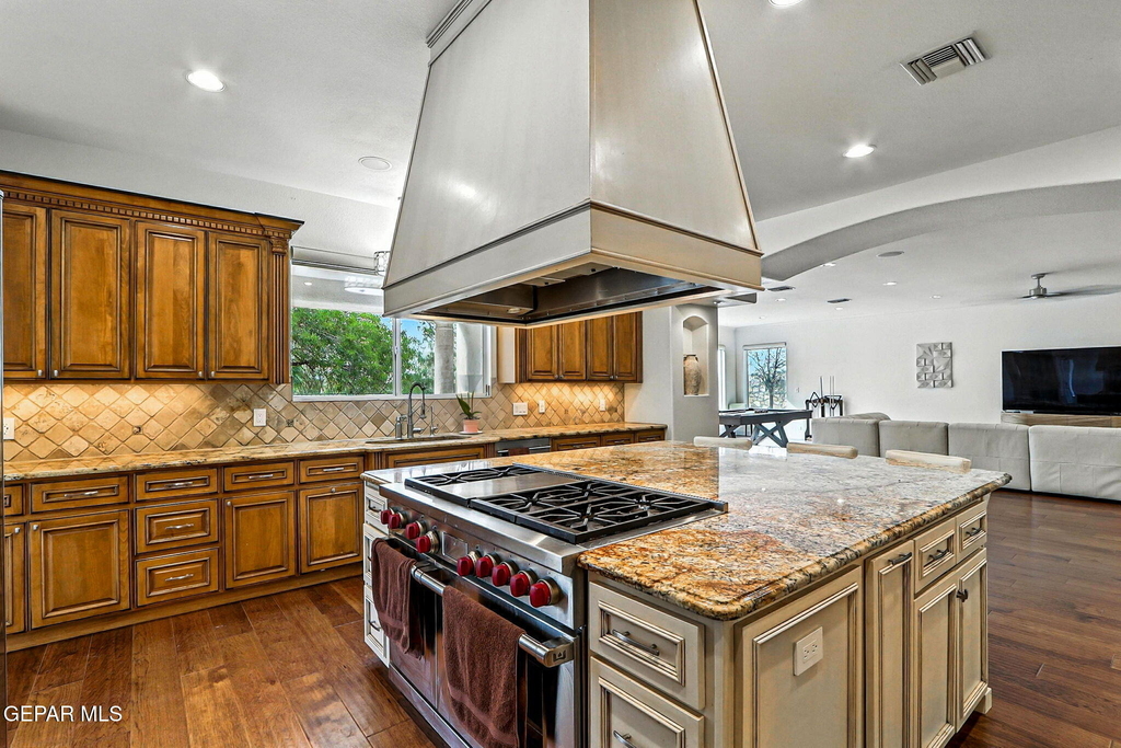 6528 Calle Placido Drive - Photo 32