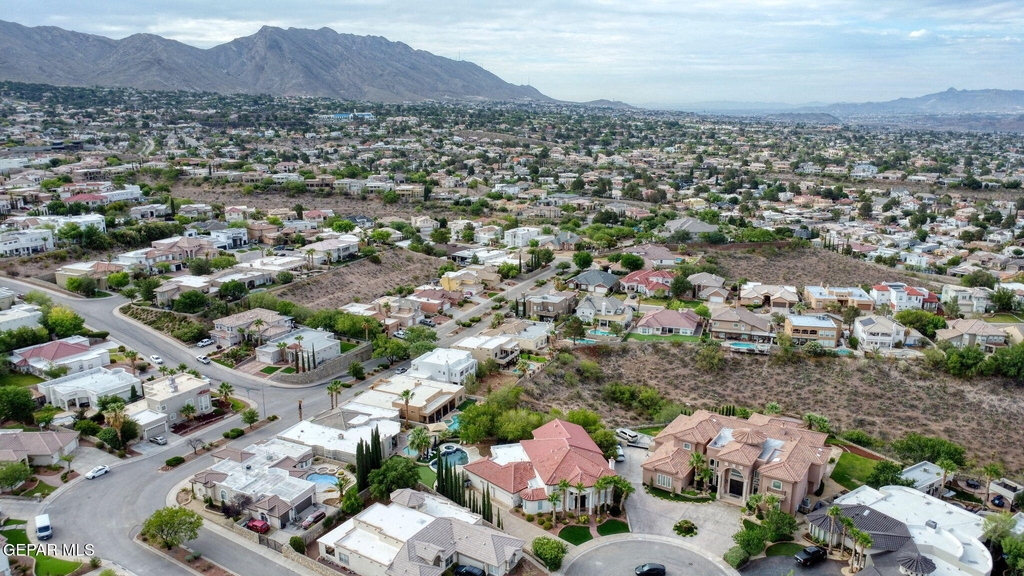 6528 Calle Placido Drive - Photo 80