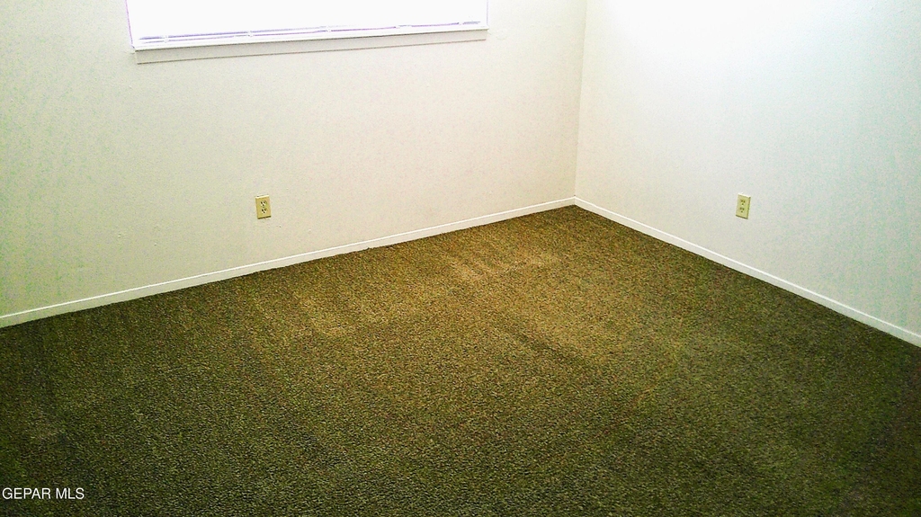 3022 E Glen Drive - Photo 12