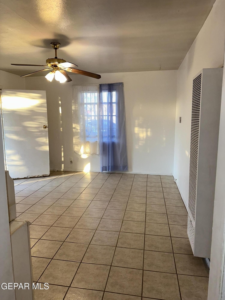 438 Duran Place - Photo 4