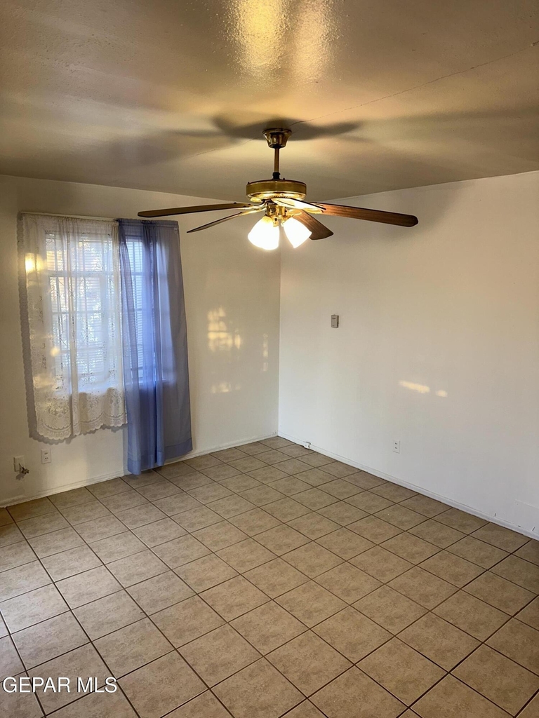 438 Duran Place - Photo 5
