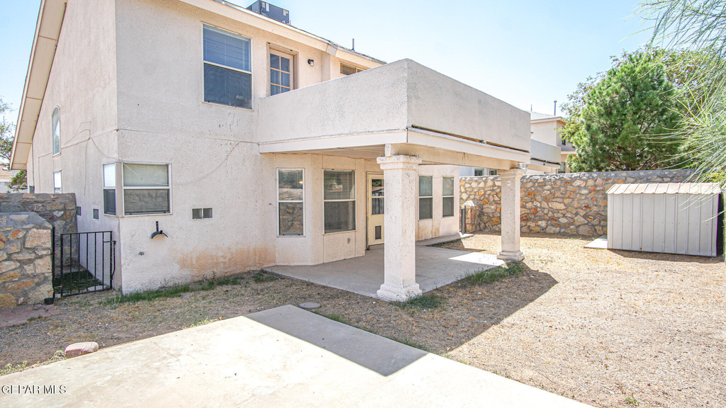 7481 Umbria Drive - Photo 27