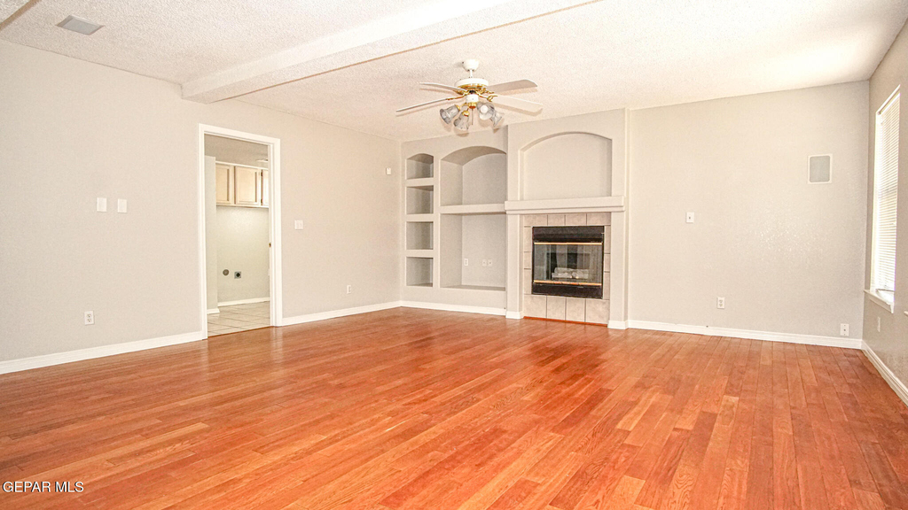 7481 Umbria Drive - Photo 3
