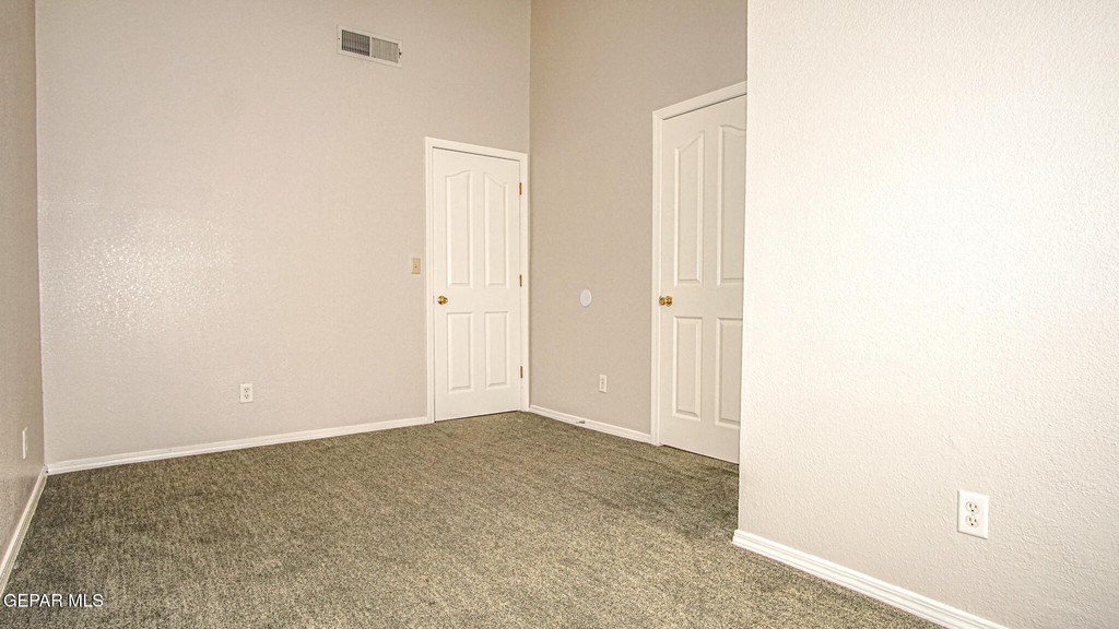 7481 Umbria Drive - Photo 19