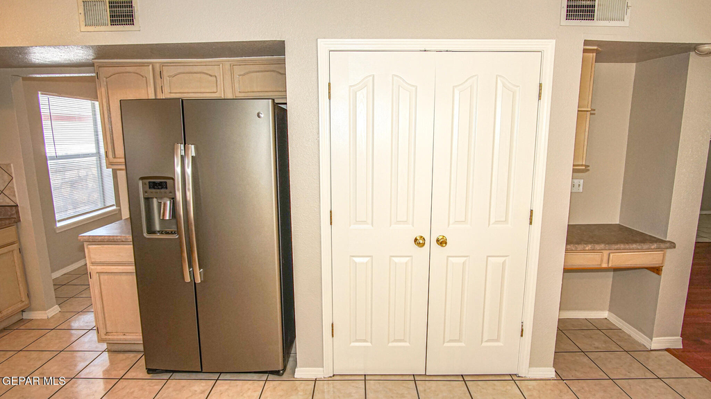 7481 Umbria Drive - Photo 8