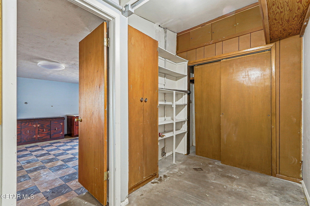8408 Mineola Drive - Photo 12