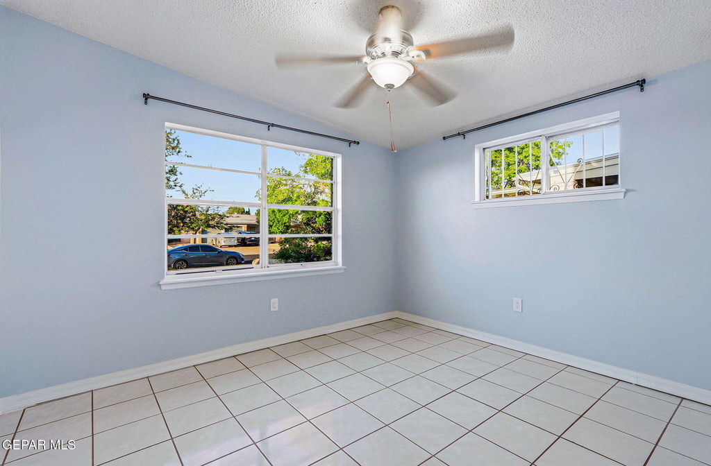 8408 Mineola Drive - Photo 19