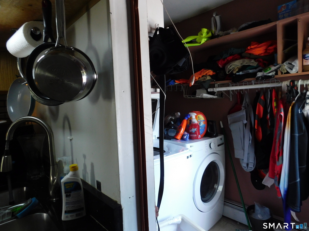 451 Circular Avenue - Photo 10
