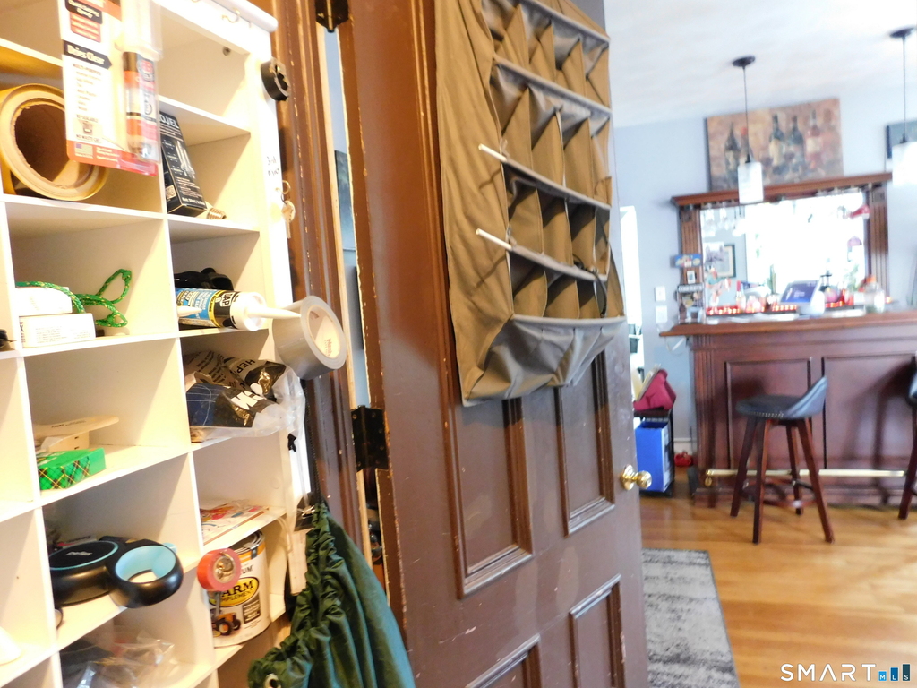 451 Circular Avenue - Photo 11