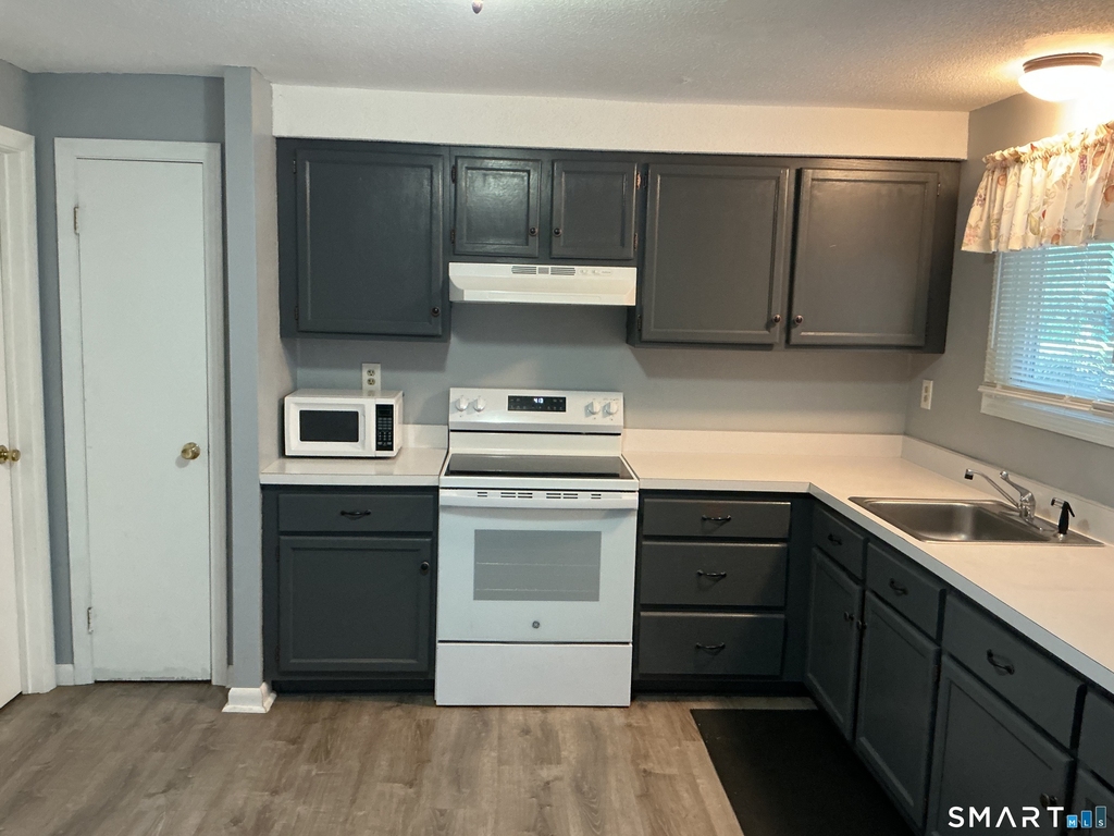 11 E. Farms Road - Photo 2