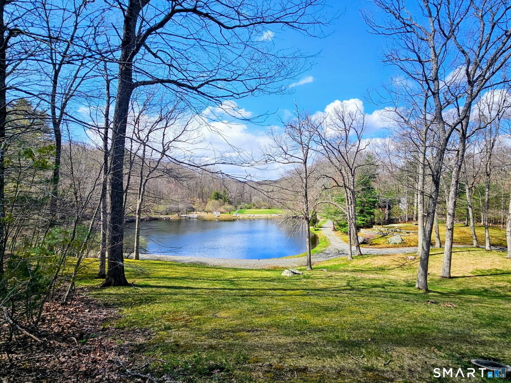 40 Looking Glass Hill Road - Photo 33