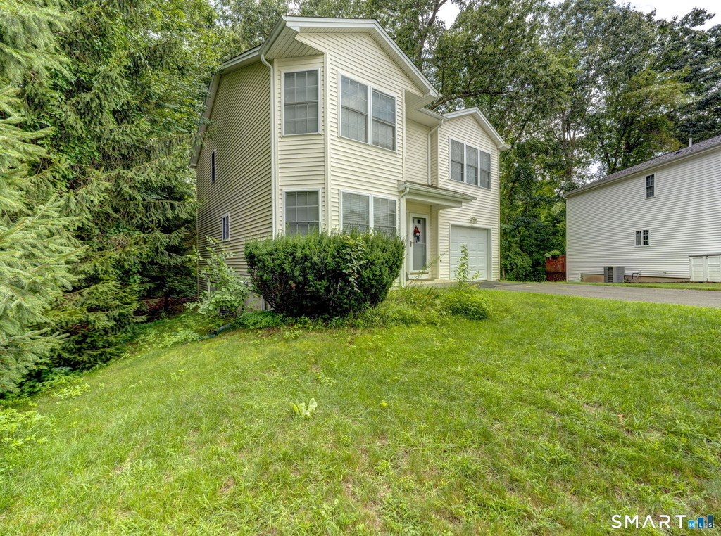 47 Tunxis Street - Photo 28