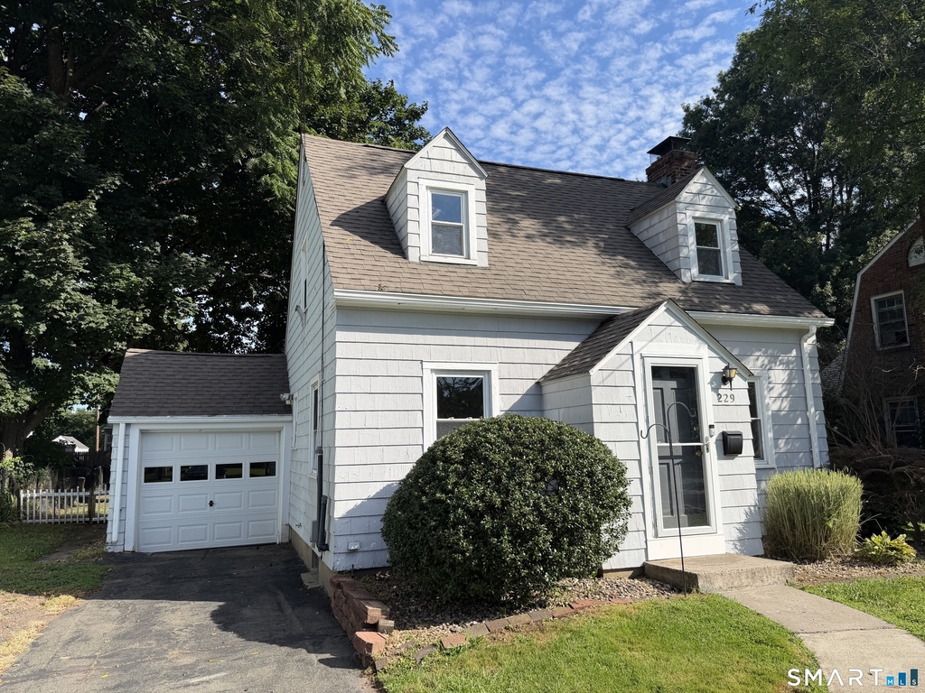 229 Prospect Street - Photo 0