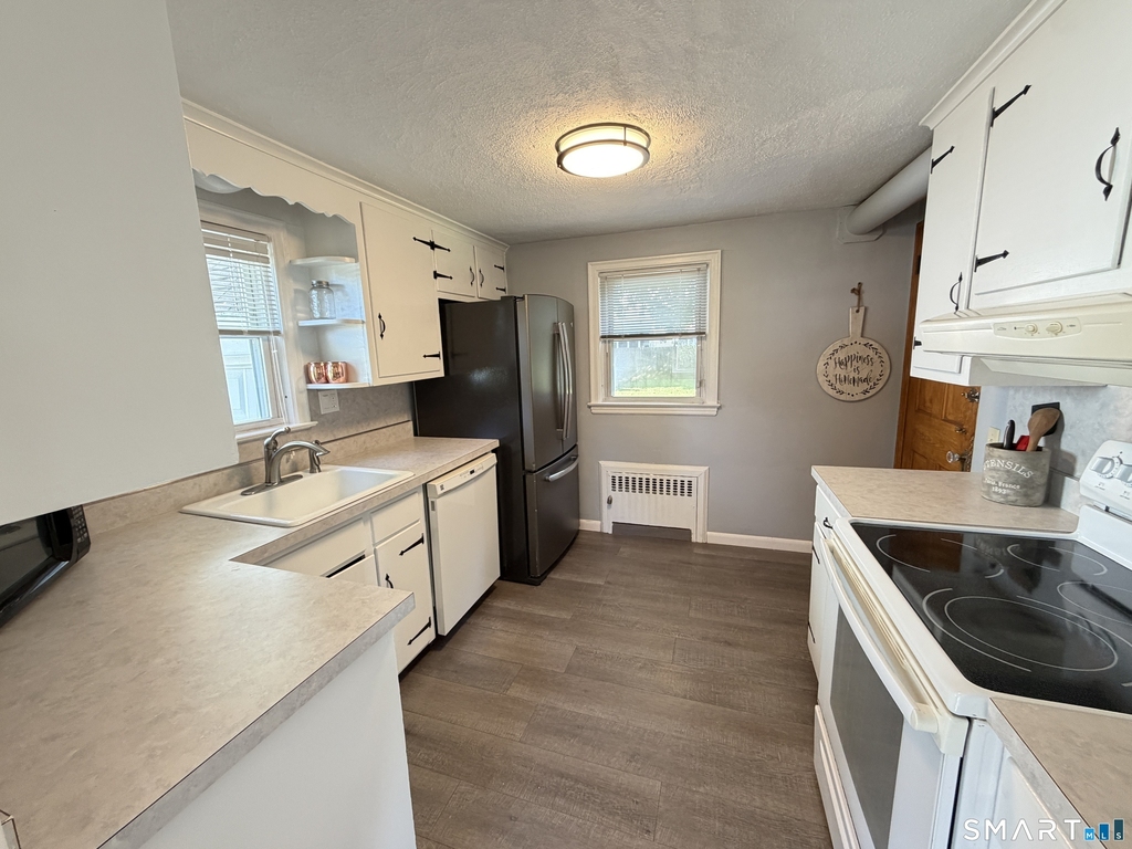 229 Prospect Street - Photo 8