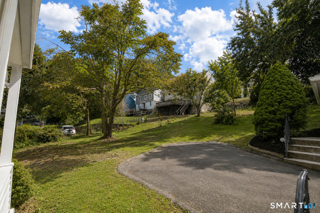 760 Howe Avenue - Photo 16