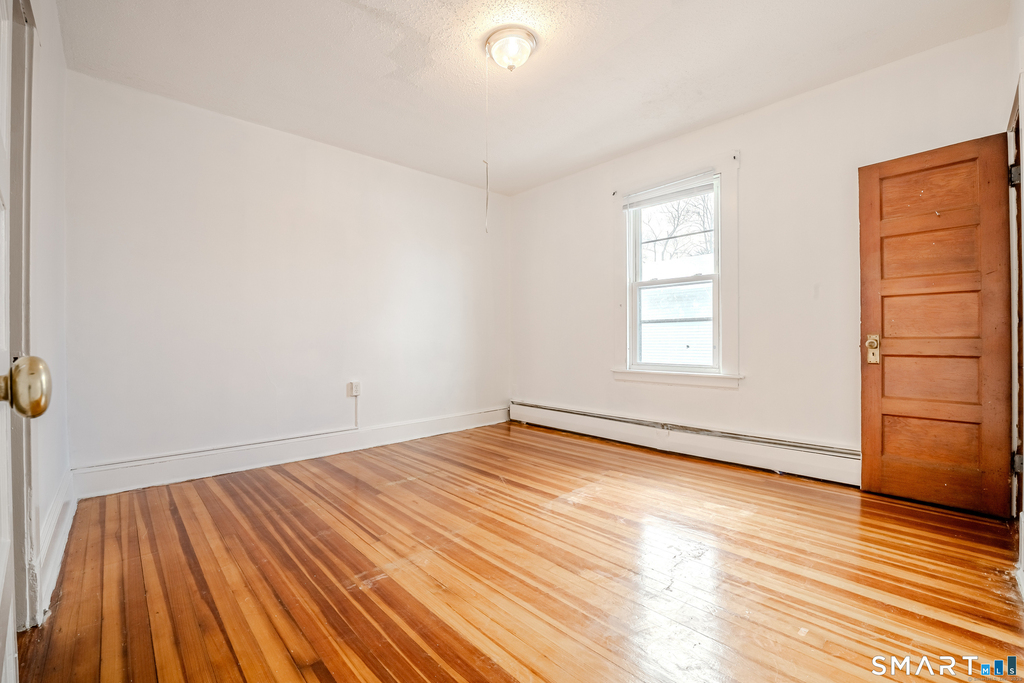 422 Allen Street - Photo 4