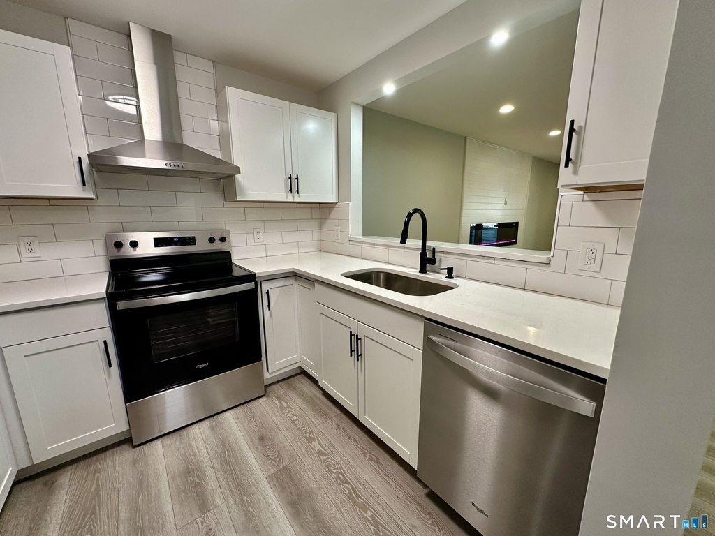 267 Melba Street - Photo 5