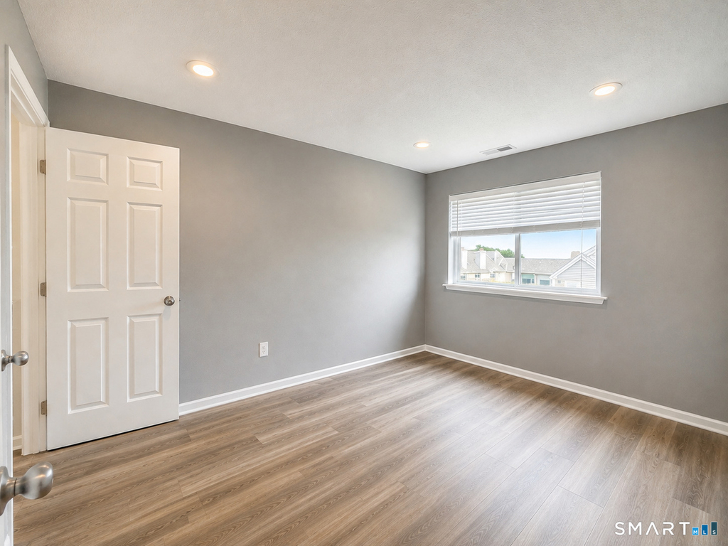 37 Country Place - Photo 8