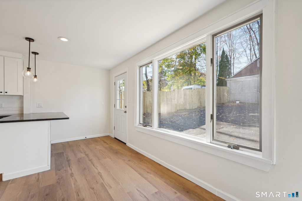 21 Soundview Avenue - Photo 9