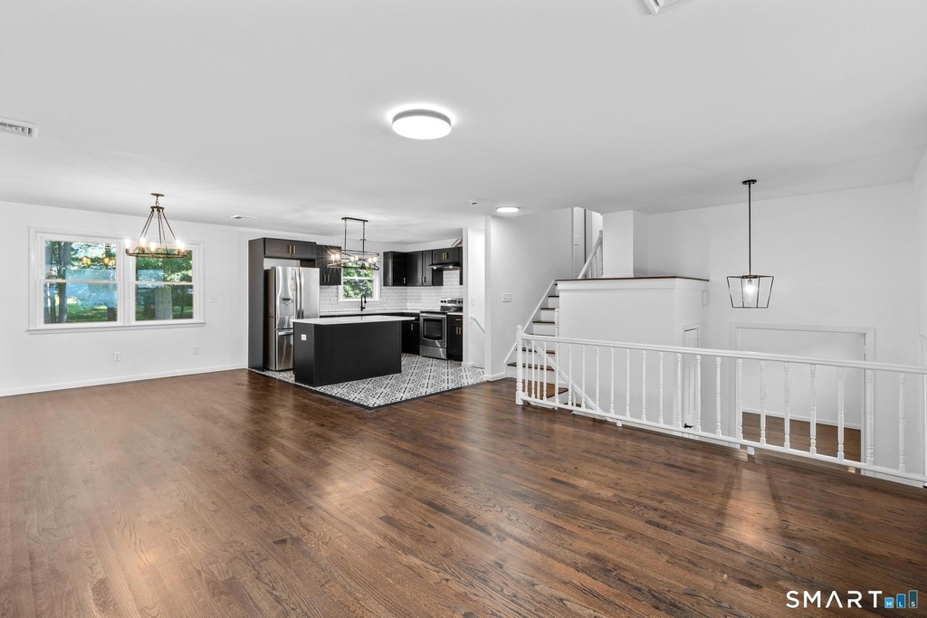 36 Fuller Drive - Photo 4