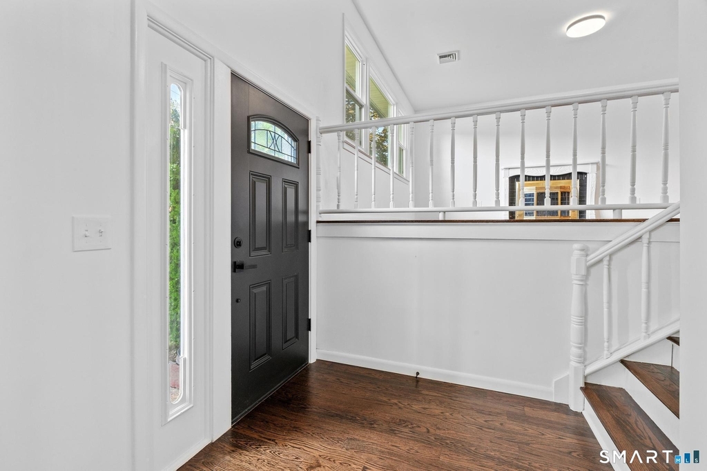 36 Fuller Drive - Photo 3