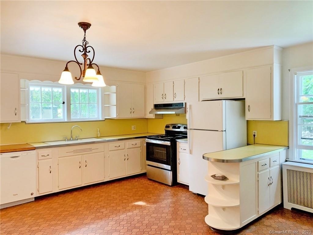 2727 Boston Post Road - Photo 4