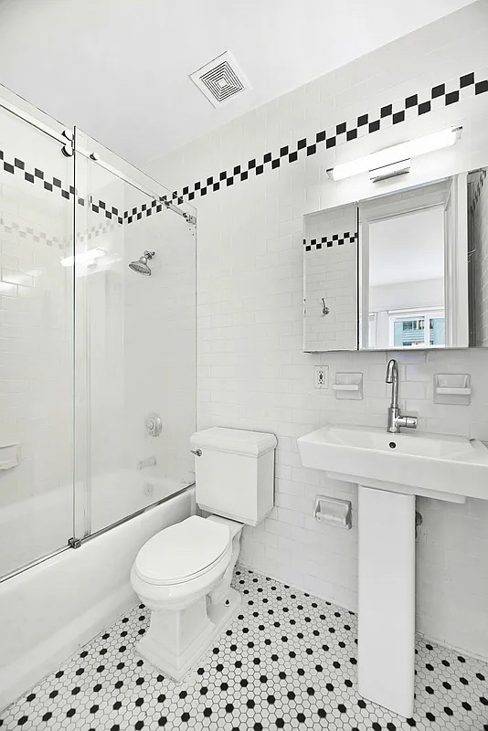 143 East 57th Street - Photo 9