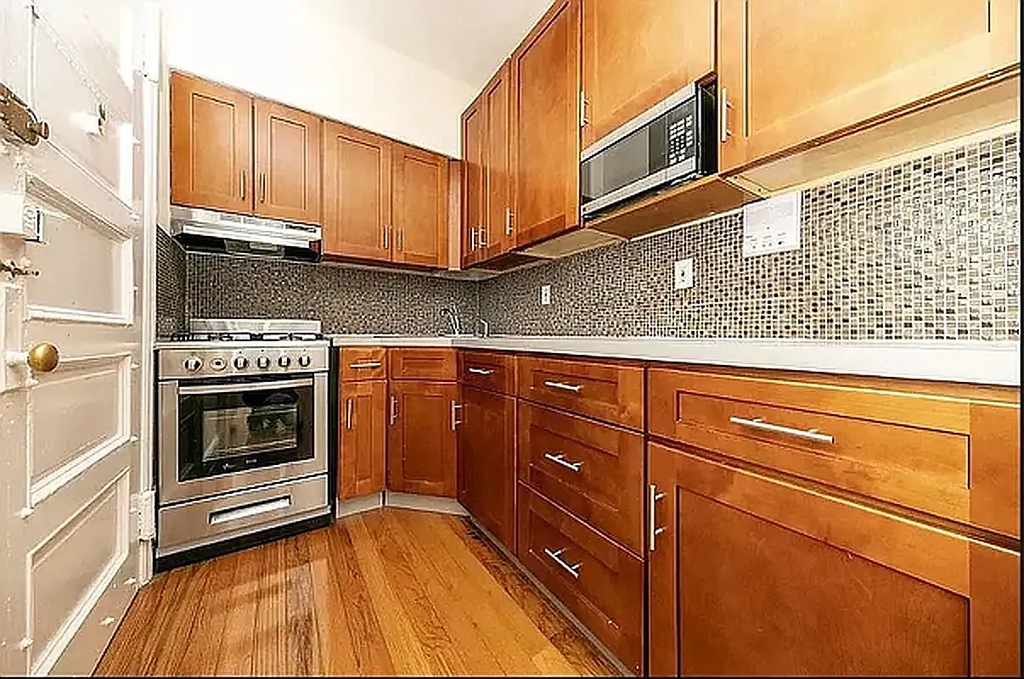 21 West 87th Street - Photo 3