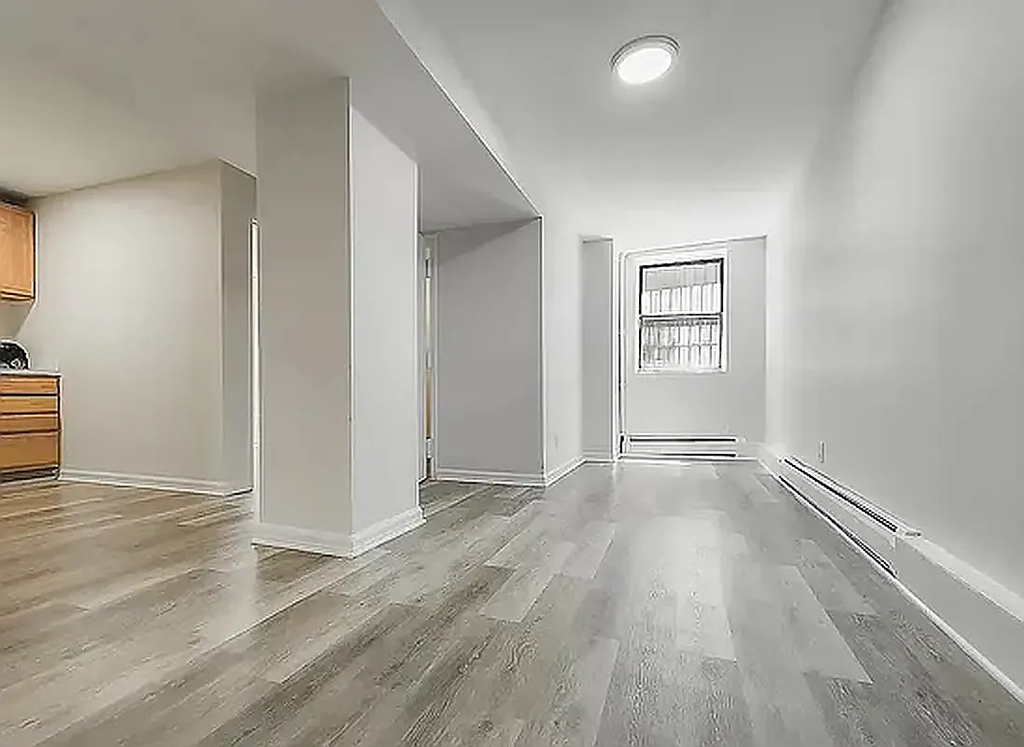539 West 49th Street - Photo 2