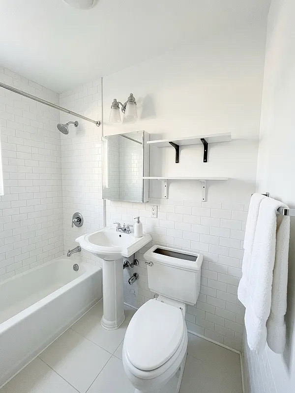 322 East 74th Street - Photo 5