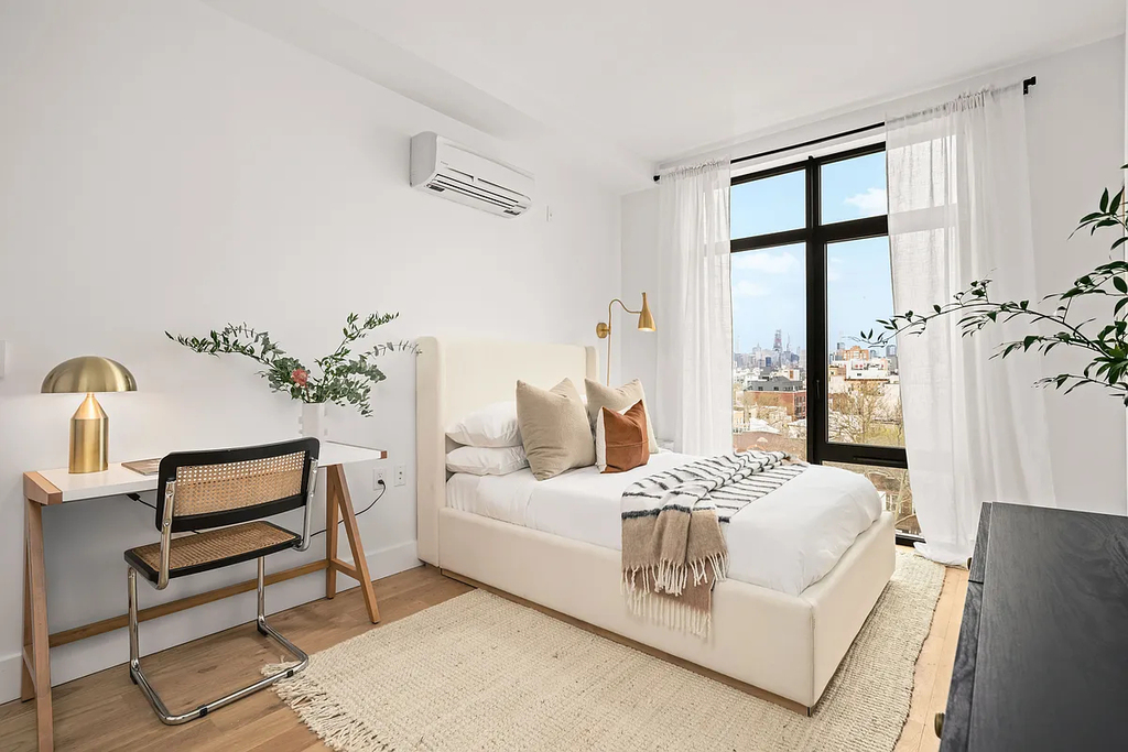 597 Grand Street - Photo 5