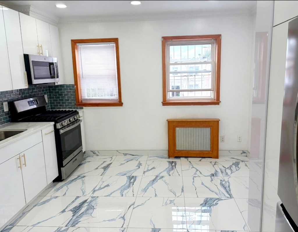 108-23 64th Avenue - Photo 4
