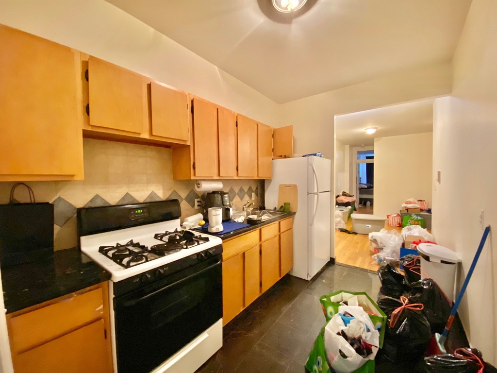 293 Troutman Street - Photo 6