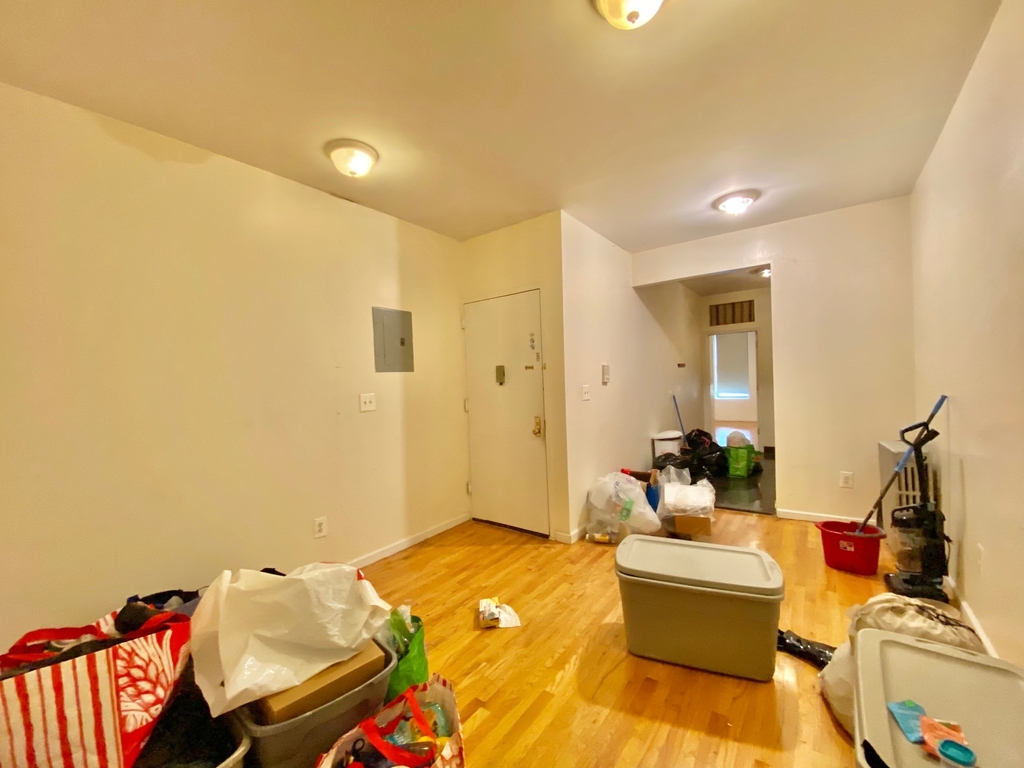 293 Troutman Street - Photo 4