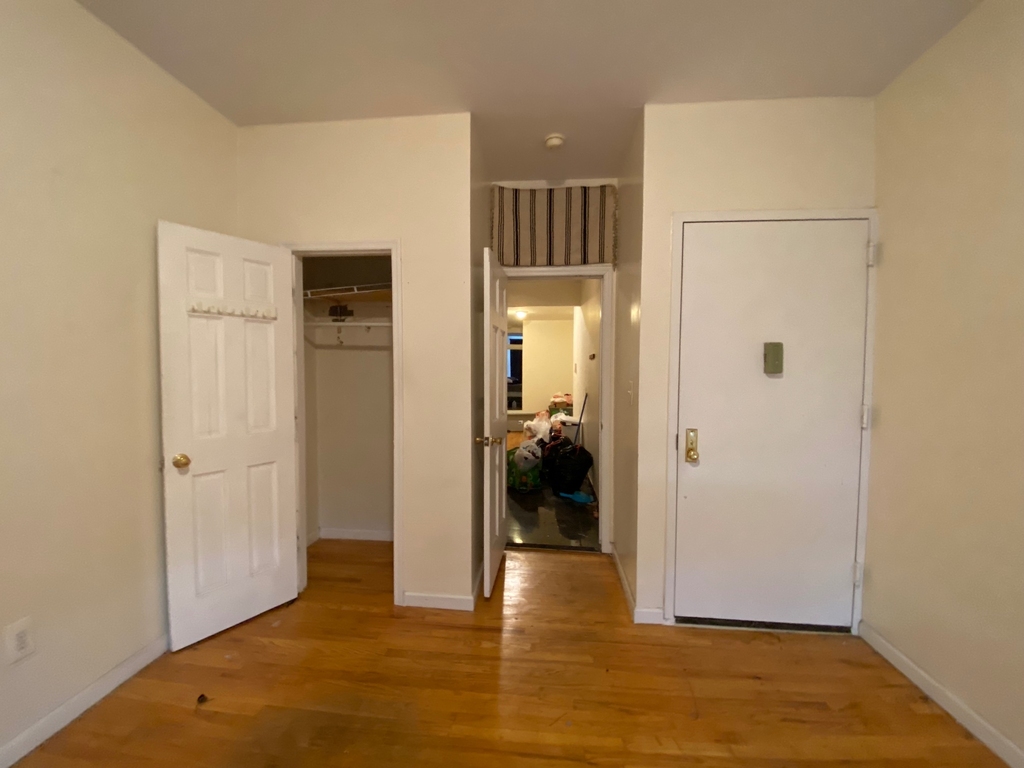 293 Troutman Street - Photo 5