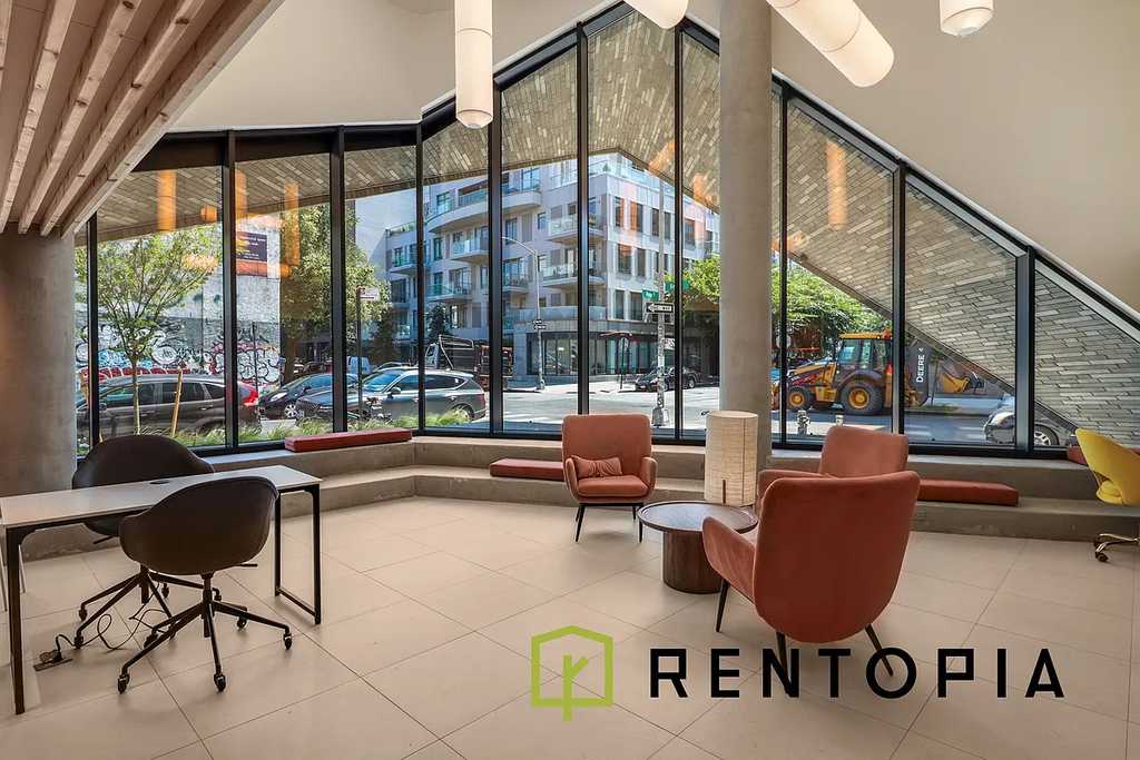 130 Hope Street - Photo 16