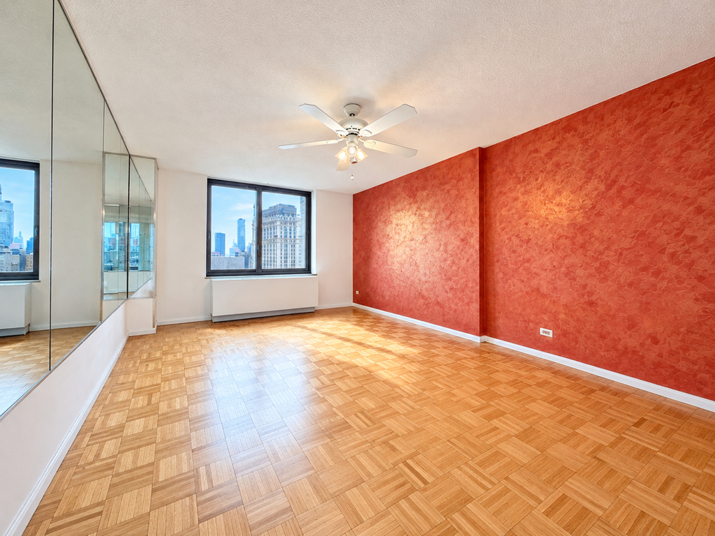 200 Rector Place - Photo 1