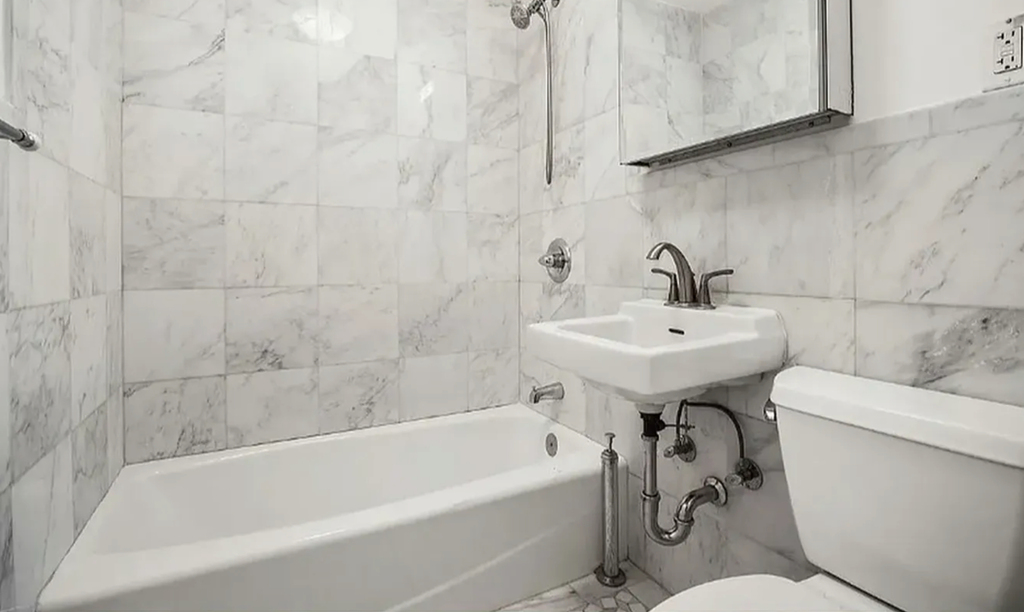 1640 York Avenue - Photo 7