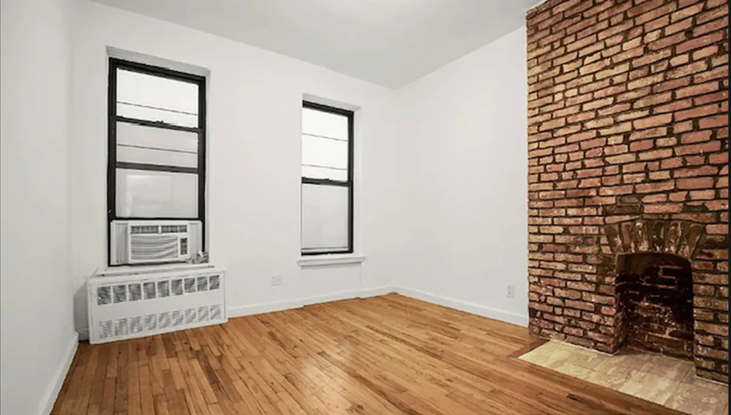 1640 York Avenue - Photo 2
